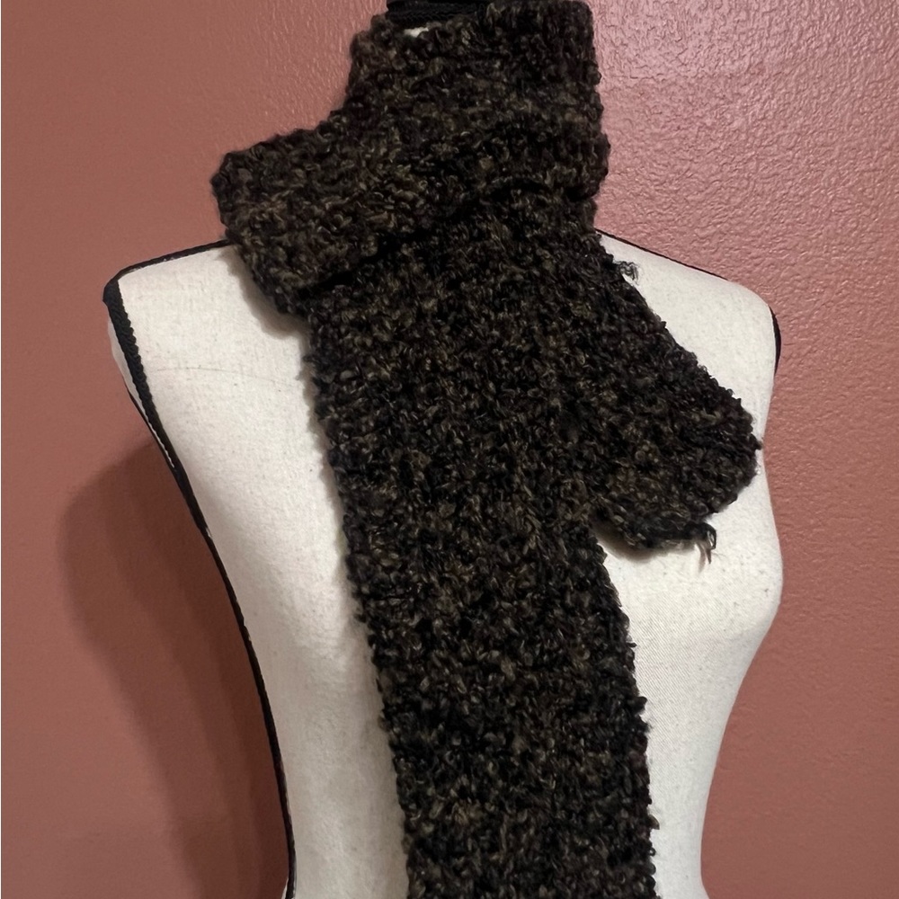 Scarf - Picture 2 of 3